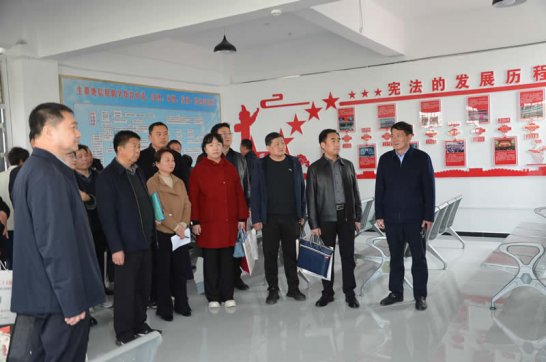 漯河、新乡两地教育局莅临商水研讨交流学生资助工作